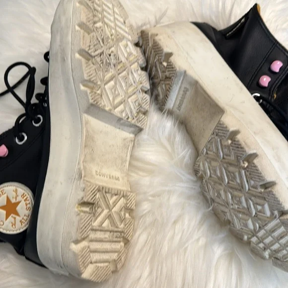 Black High-Top Sneakers with Orange Lining - Picture 4 of 4